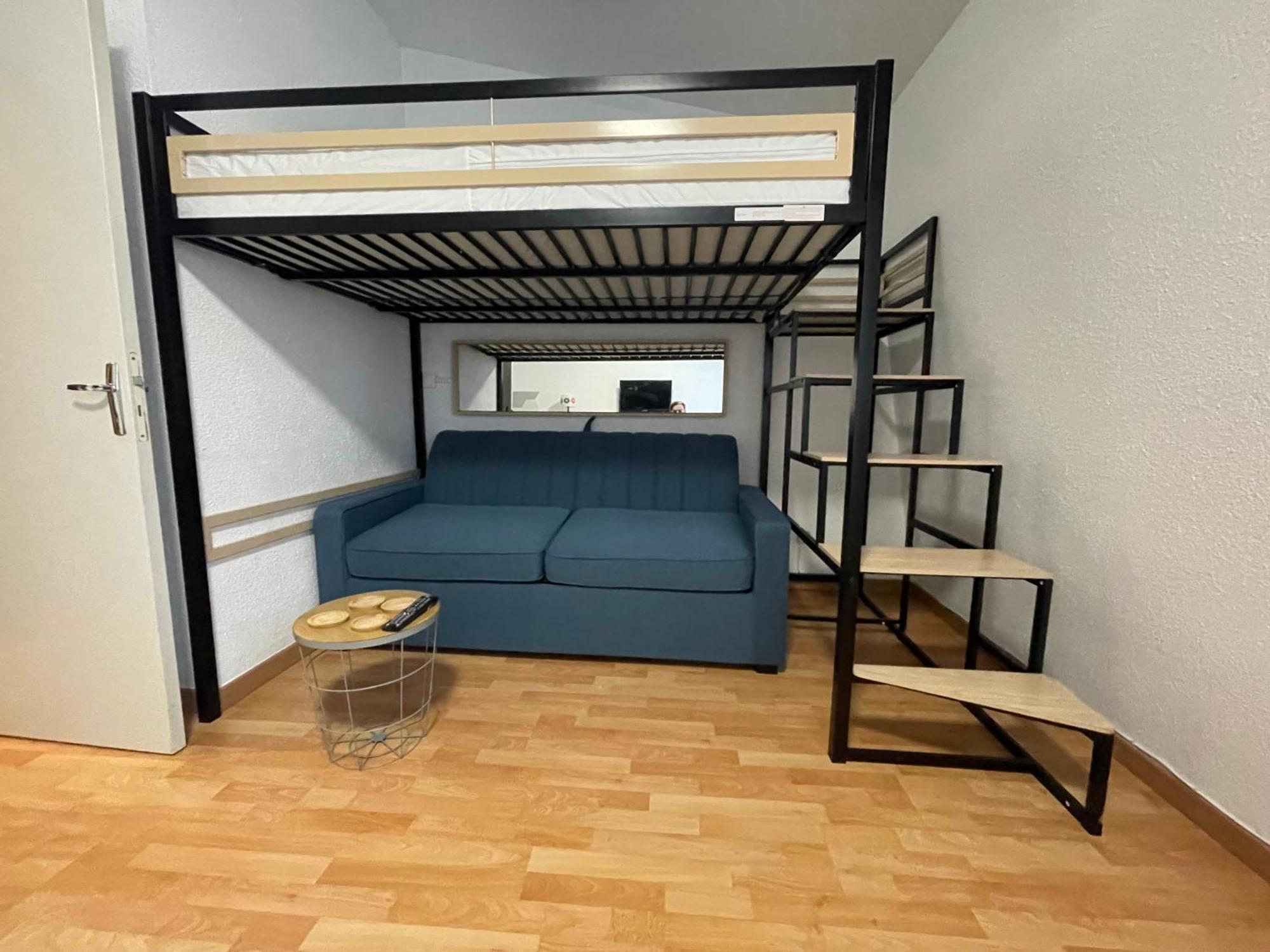 Studio Isard, Wifi Et Parking Gratuit, Navette Gratuite Au Pied De La Residence, Possibilite Forfait Menage Et Location Linge De Lit Et Toilette, A 10 Minutes A Pied Du Centre Ville Font-Romeu-Odeillo-Via Exterior foto